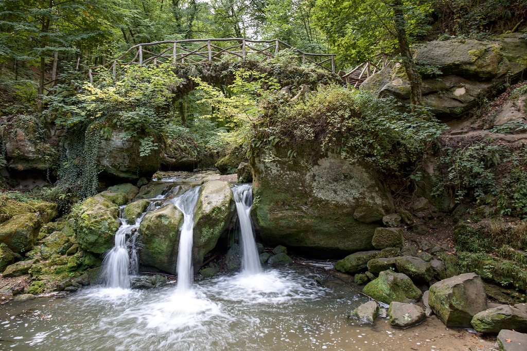 mullerthal luxemburg luxembourg hdr waterval Schiessentumpel Cascade bos bossen natuur natuurgebied wandelroutes